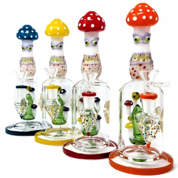 On Point Glass - 9" Mushroom Magic Sip the Spooky Water Pipe [MB1409]